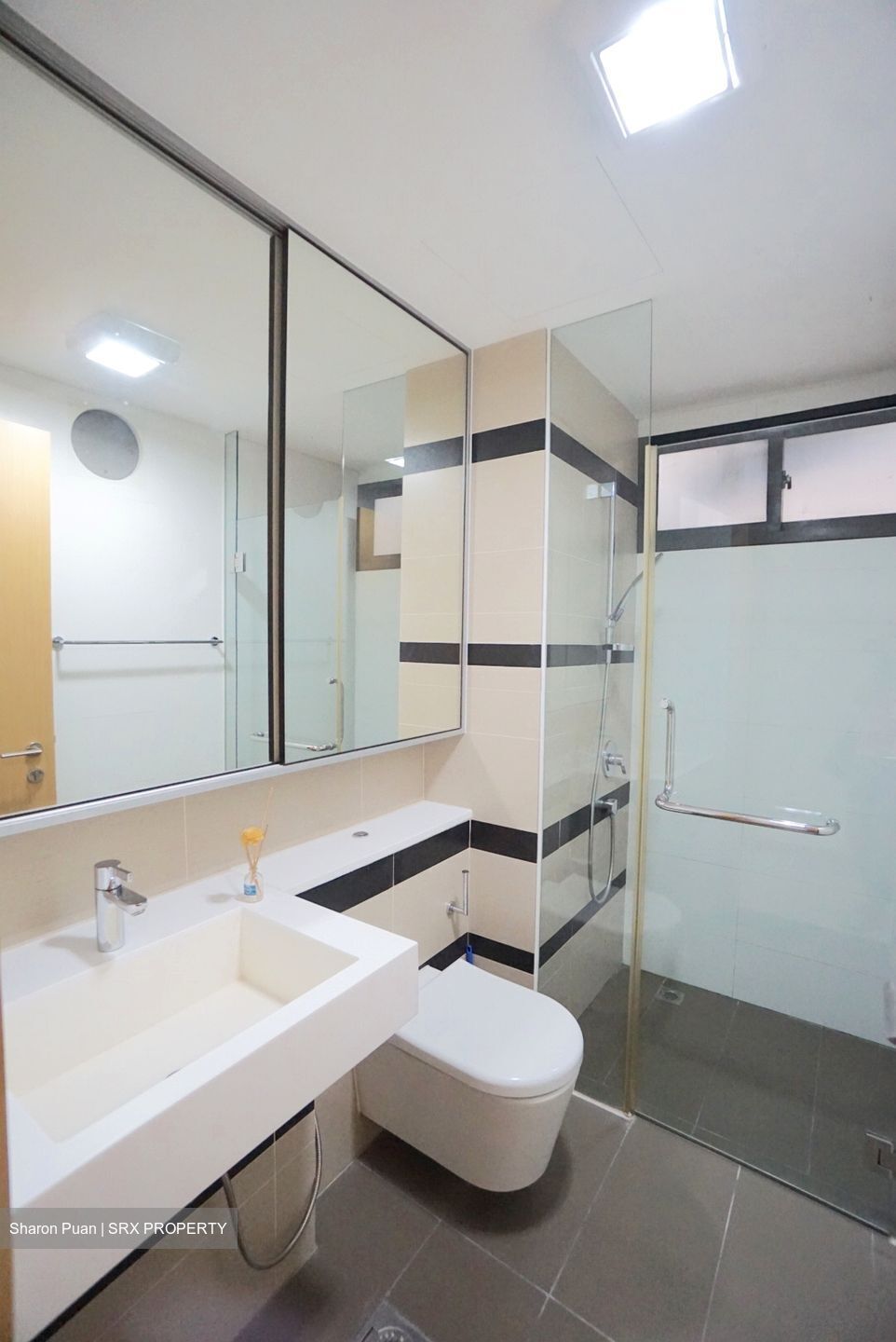 Nin Residence (D13), Apartment #567980181